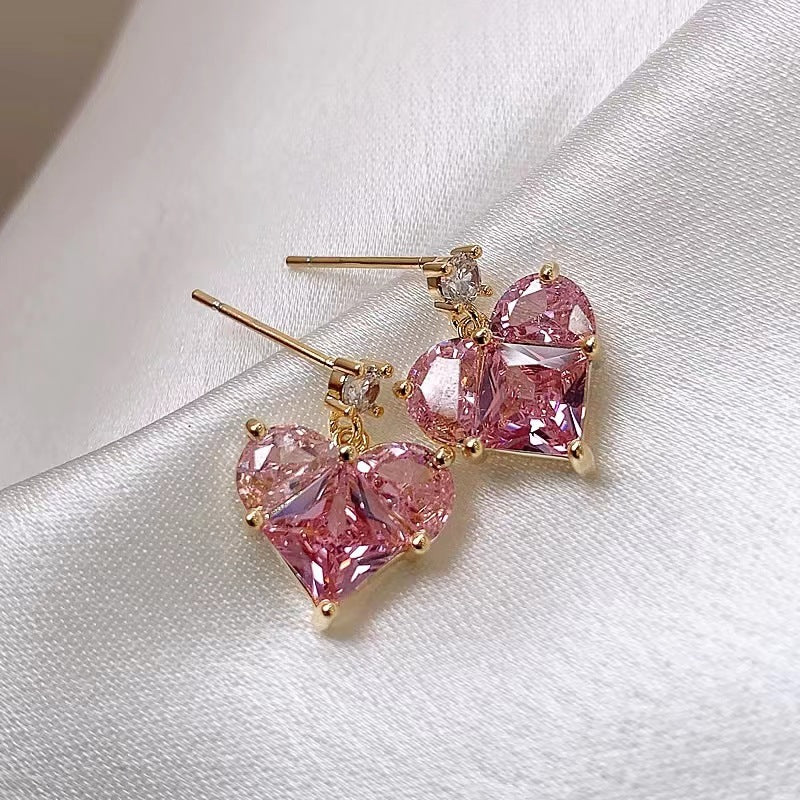 Wholesale Romantic heart-shaped peach pink earrings, fresh and sweet, simple and cool, super shiny earrings